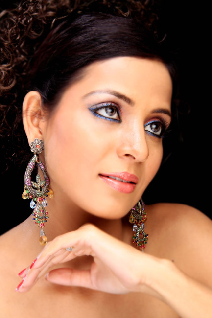professional female model tamil-nadu
