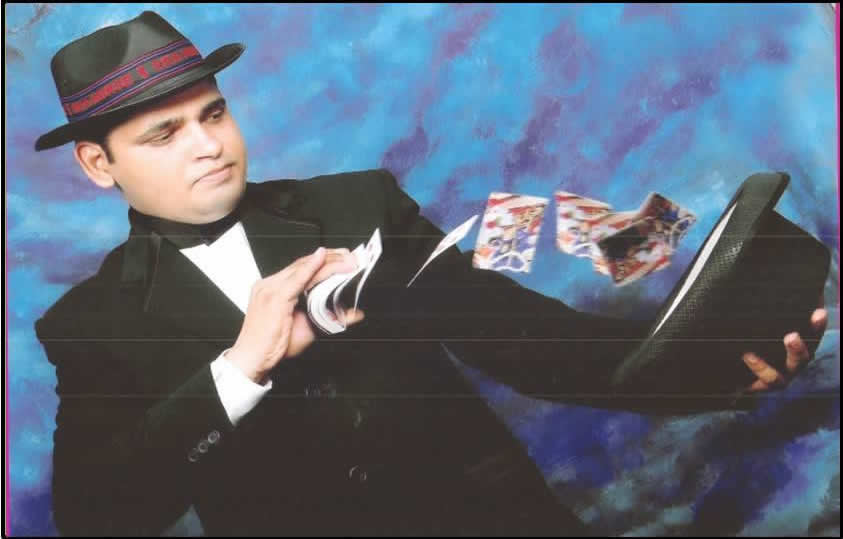 famous illusion artist tamil-nadu