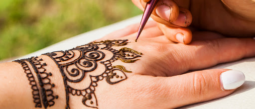 famous mehndi artist tamil-nadu