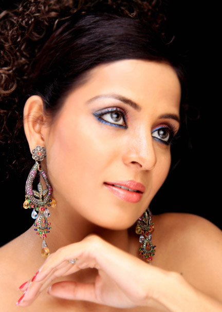 professional female model tamil-nadu