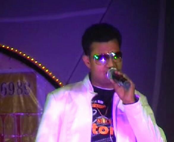 best male singer tamil-nadu